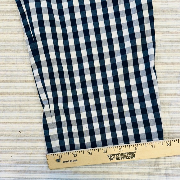 Jones New York Signature Blue And White Plaid Capri’s, Size 12 - Picture 5 of 9